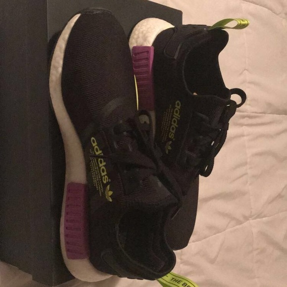 {NEW} Adidas NMD - Picture 3 of 3